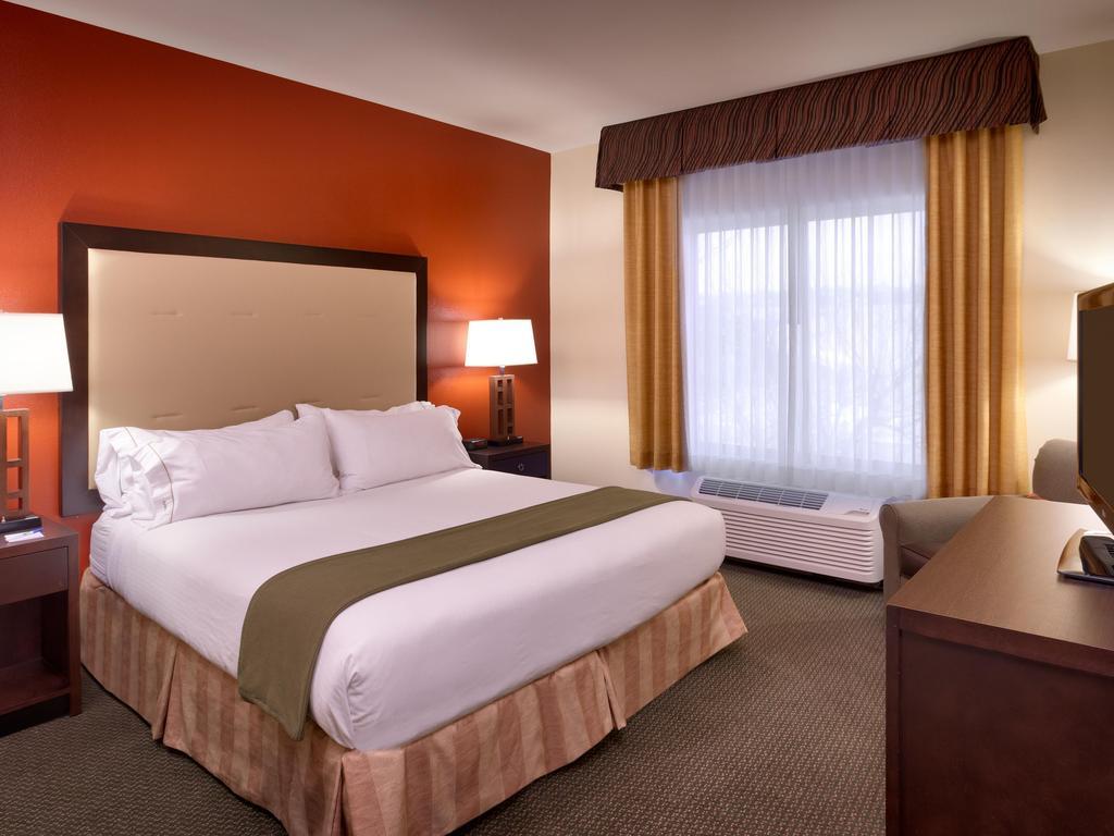Hampton Inn & Suites By Hilton Mesquite Room photo